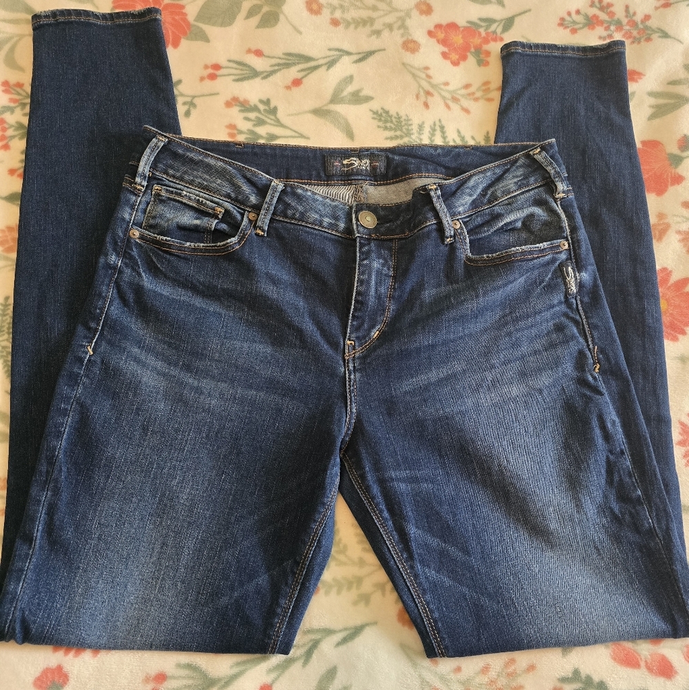 Silver Dark Wash Avery Super Skinny